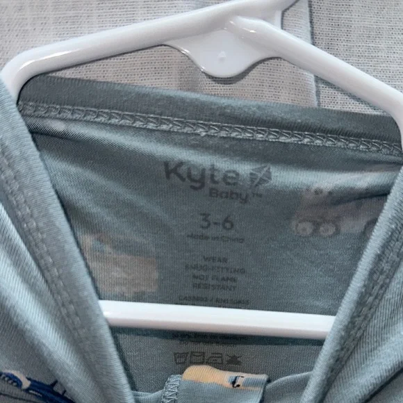 Kyte BABY Blue Footies One Piece with Vehicle Print - Picture 3 of 12